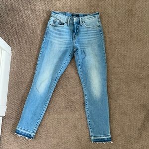Lucky brand mid rise Ava skinny Jean